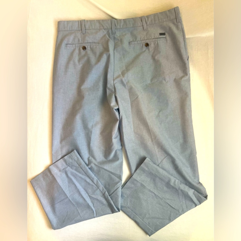 Izod Light Gray Men's Dress Pants - Picture 2 of 4